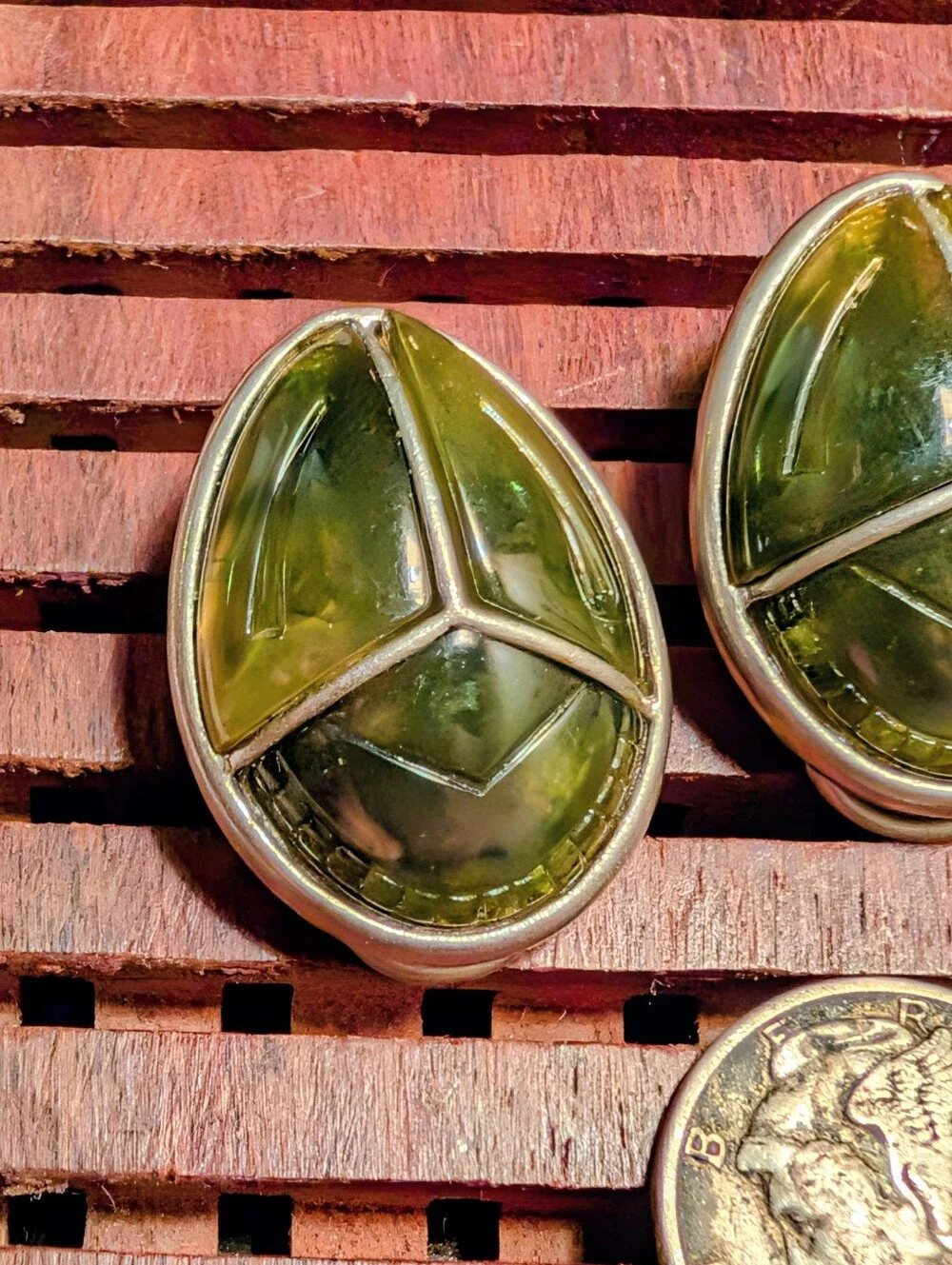 N/A elegant olive